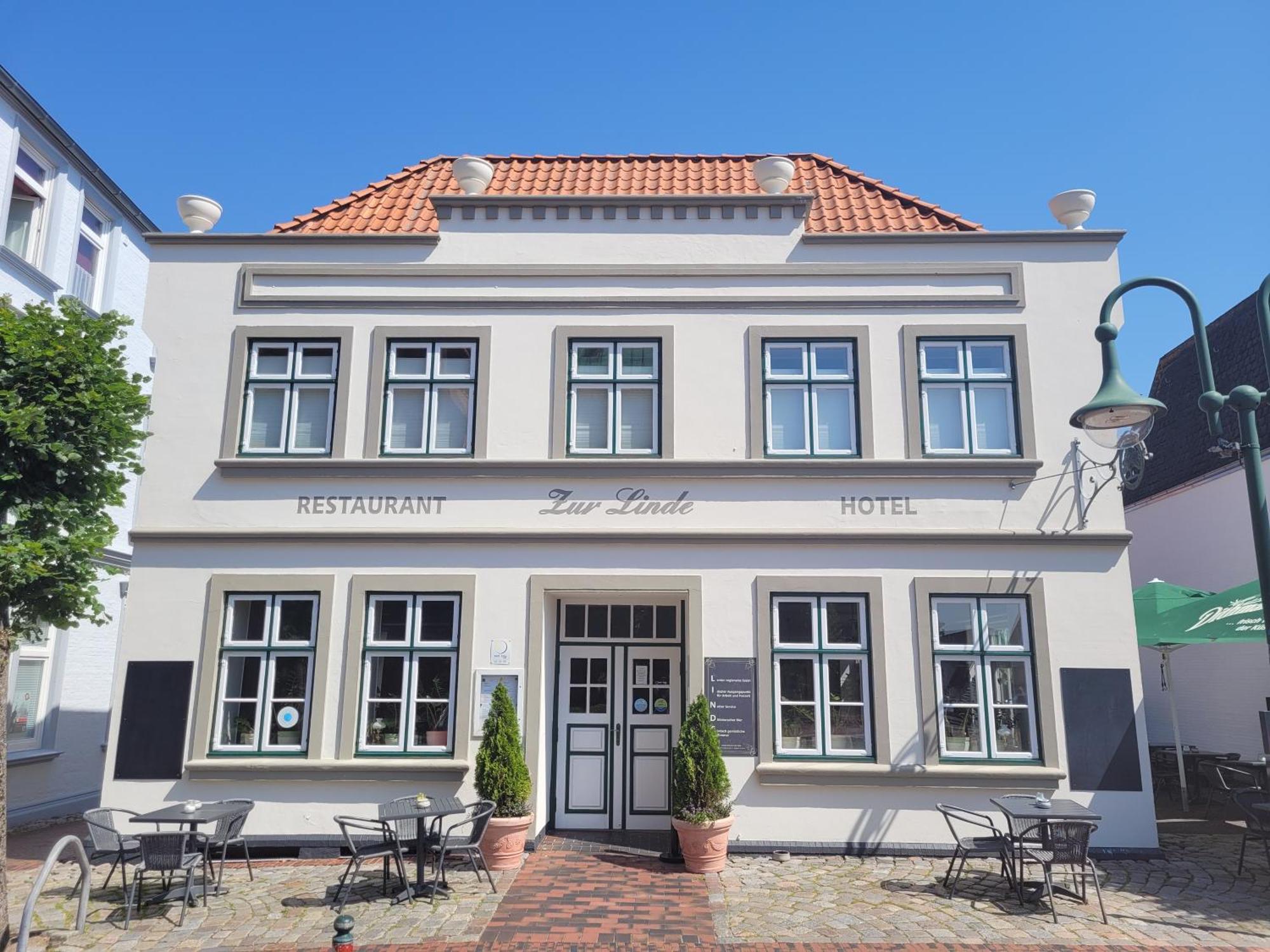 Hotel Zur Linde Мельдорф Экстерьер фото